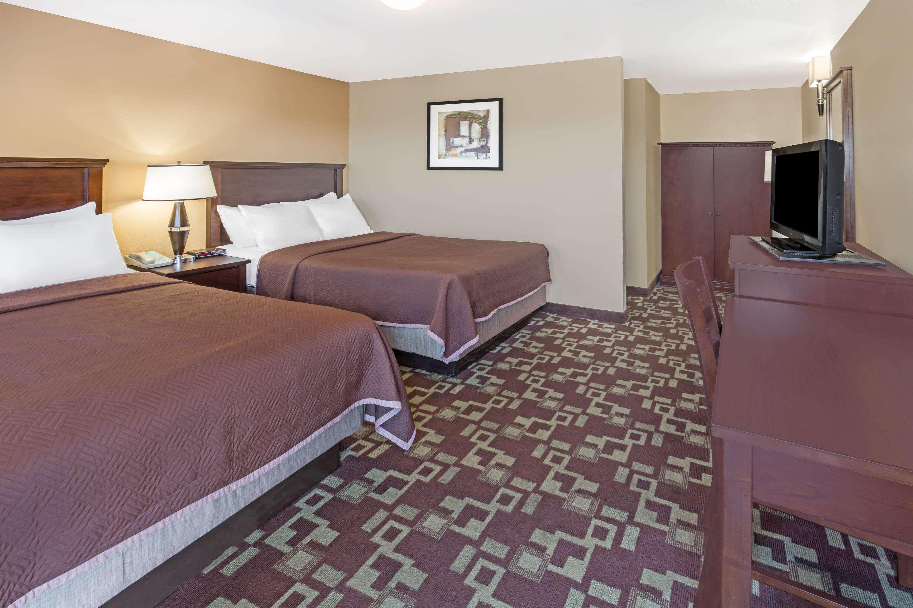 Travelodge By Wyndham 2* Newport